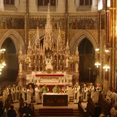 Czym jest msza gregoriańska? Definicja, historia i znaczenie w liturgii