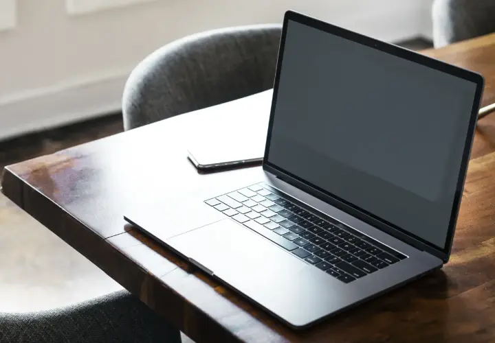 Ewolucja rozrywki online w Polsce: od pierwszych stron do VR
